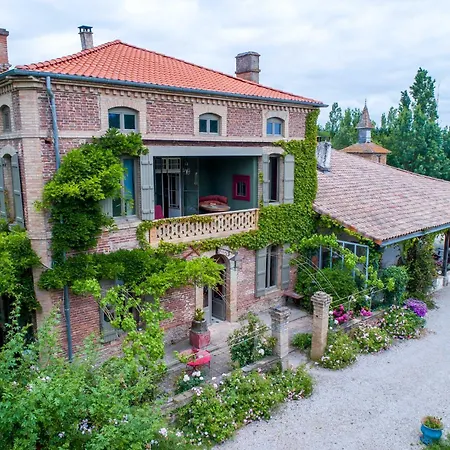 De Coulassy 8 A 10 Pers Dans Parc De 2 Hectares Holiday home Negrepelisse
